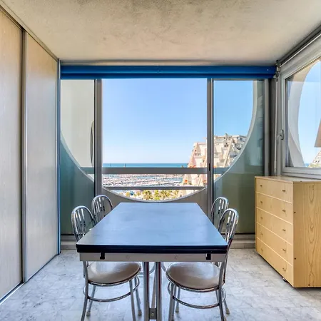 Sur Les Hauteurs Du Fidji Apartment